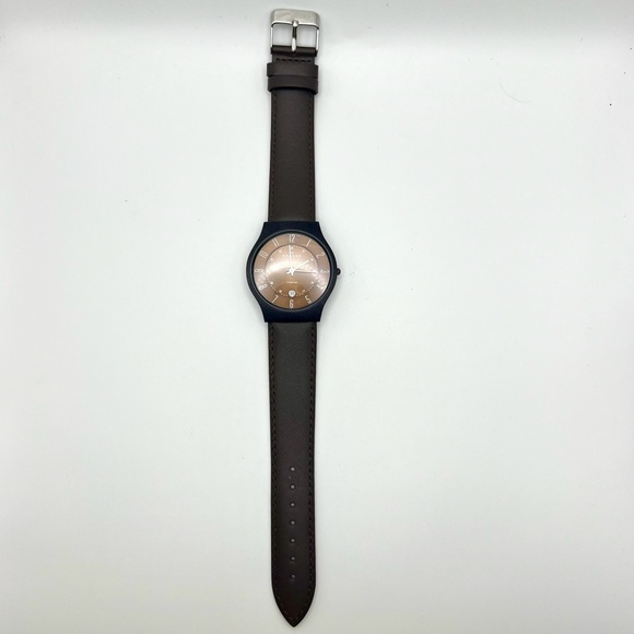 Skagen Denmark Titanium Round Brown Slim Unisex Watch Working - Picture 8 of 9
